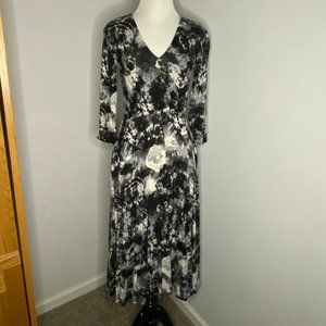 NWT Agnes & Dora Midi Dress